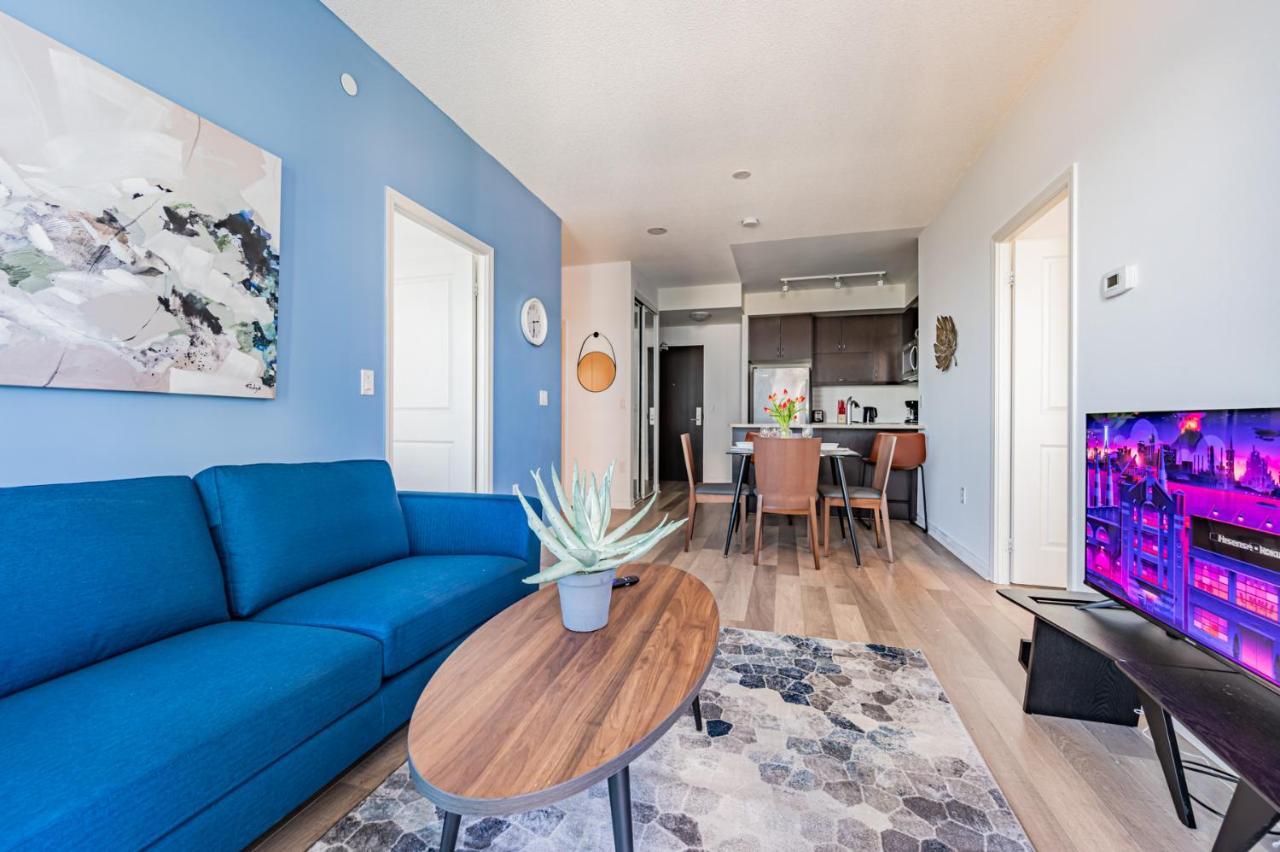 Condo In Parklawn & Lake Shore With Free Parking Close To Airport Toronto Buitenkant foto
